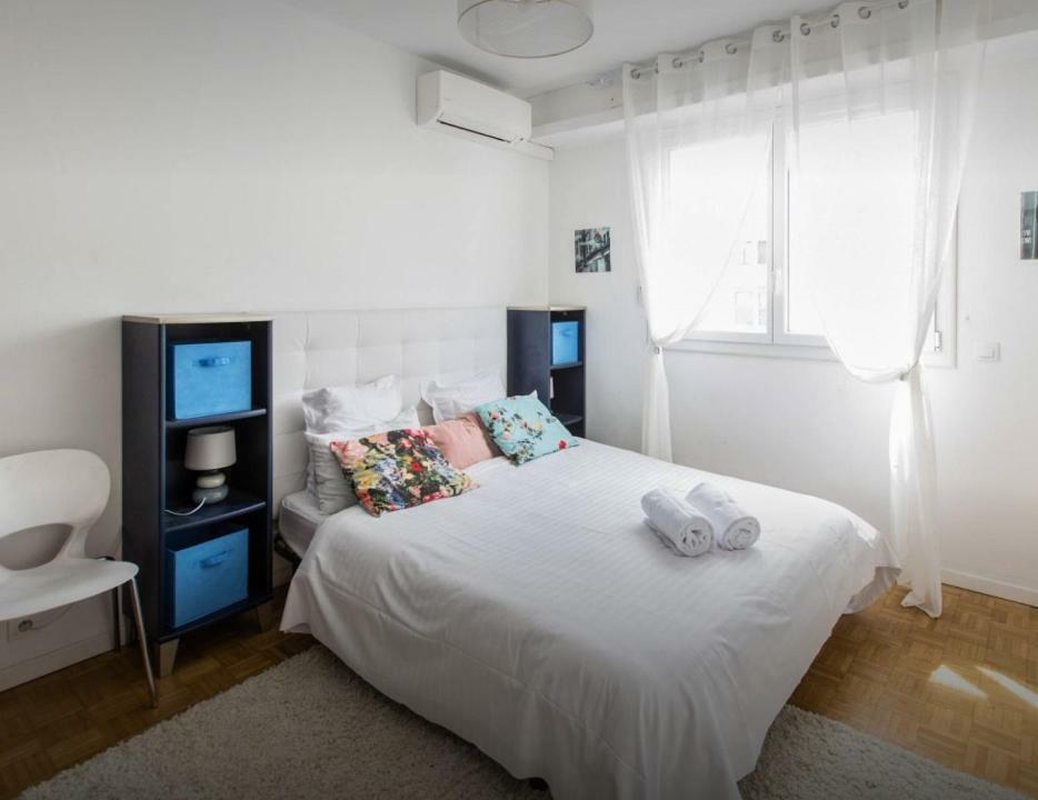 Stunning 2 Bed Flat Nice Front Of The Beach Seaview Apartment Luaran gambar